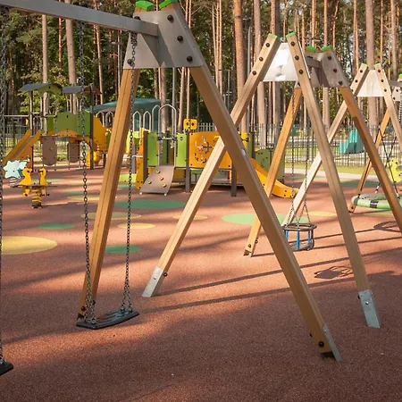 Lauku Iela 25 *
