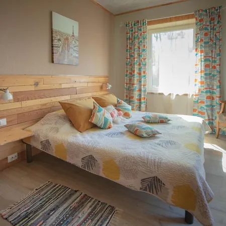 Lauku Iela 25 Jurmala